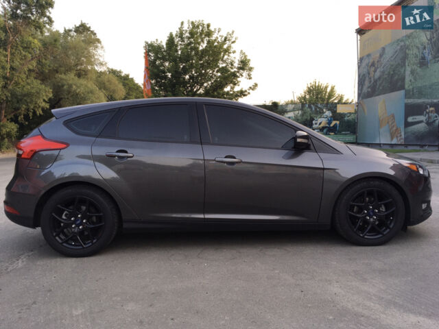 Сірий Форд Фокус, об'ємом двигуна 2 л та пробігом 140 тис. км за 10500 $, фото 8 на Automoto.ua