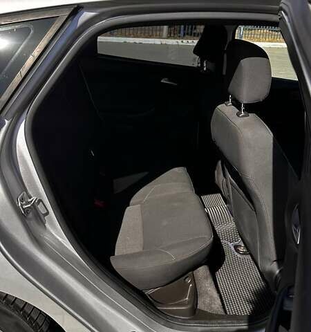 Сірий Форд Фокус, об'ємом двигуна 2 л та пробігом 162 тис. км за 8500 $, фото 20 на Automoto.ua