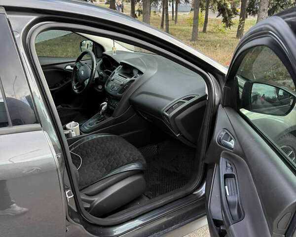 Сірий Форд Фокус, об'ємом двигуна 2 л та пробігом 157 тис. км за 7999 $, фото 10 на Automoto.ua