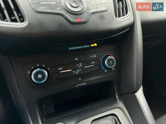 Серый Форд Фокус, объемом двигателя 2 л и пробегом 264 тыс. км за 7500 $, фото 34 на Automoto.ua