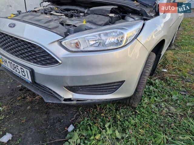 Серый Форд Фокус, объемом двигателя 1 л и пробегом 23 тыс. км за 2900 $, фото 11 на Automoto.ua