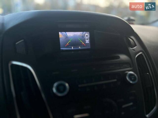 Сірий Форд Фокус, об'ємом двигуна 2 л та пробігом 82 тис. км за 9999 $, фото 11 на Automoto.ua