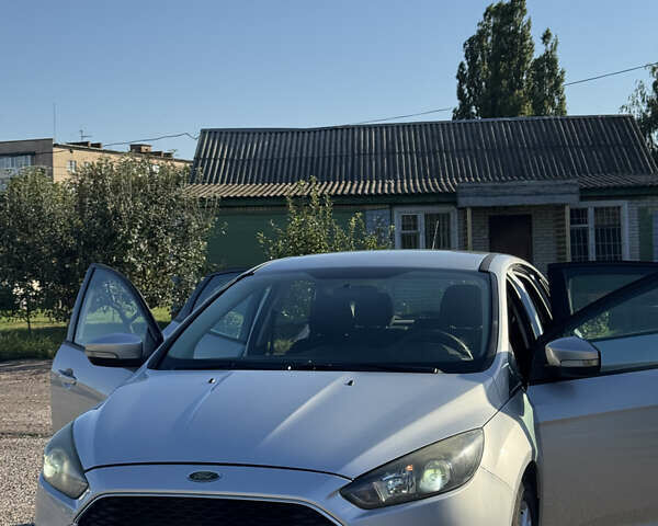 Форд Фокус 2016 в Варве на Automoto.ua Серый Форд Фокус, объемом двигателя 1.99 л и пробегом 149 тыс. км за 8300 $, фото 4 на Automoto.ua