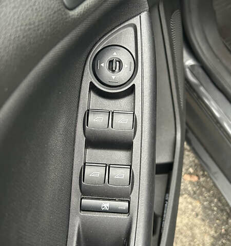 Сірий Форд Фокус, об'ємом двигуна 2 л та пробігом 163 тис. км за 8500 $, фото 32 на Automoto.ua