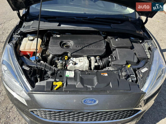Серый Форд Фокус, объемом двигателя 1.5 л и пробегом 253 тыс. км за 9750 $, фото 19 на Automoto.ua