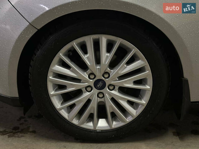 Серый Форд Фокус, объемом двигателя 2 л и пробегом 95 тыс. км за 10300 $, фото 39 на Automoto.ua