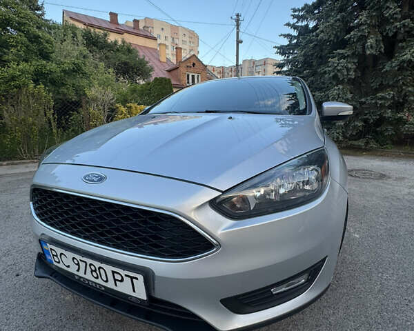 Сірий Форд Фокус, об'ємом двигуна 2 л та пробігом 196 тис. км за 8300 $, фото 3 на Automoto.ua