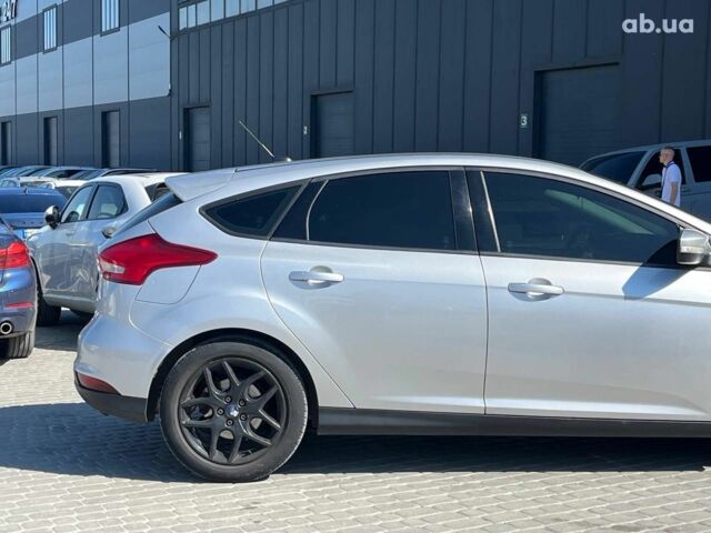 Серый Форд Фокус, объемом двигателя 2 л и пробегом 197 тыс. км за 8990 $, фото 3 на Automoto.ua