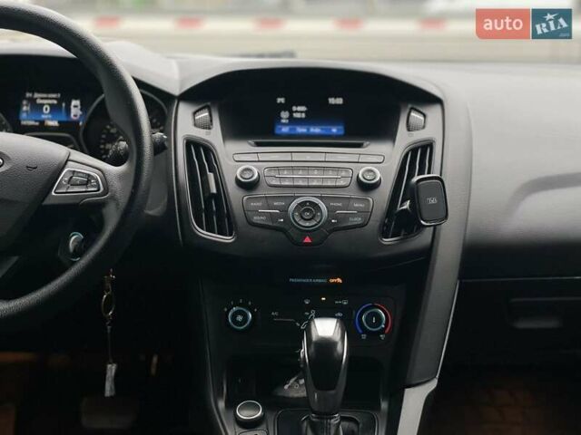 Серый Форд Фокус, объемом двигателя 2 л и пробегом 147 тыс. км за 8999 $, фото 15 на Automoto.ua