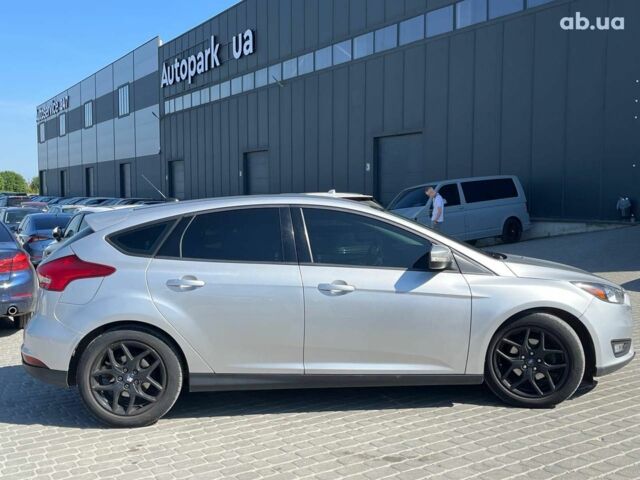 Серый Форд Фокус, объемом двигателя 2 л и пробегом 197 тыс. км за 8990 $, фото 4 на Automoto.ua