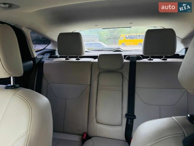 Сірий Форд Фокус, об'ємом двигуна 2 л та пробігом 170 тис. км за 8400 $, фото 15 на Automoto.ua