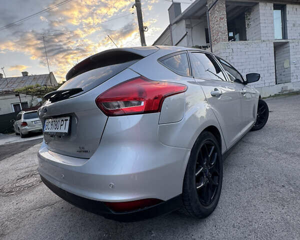 Сірий Форд Фокус, об'ємом двигуна 2 л та пробігом 196 тис. км за 8300 $, фото 9 на Automoto.ua