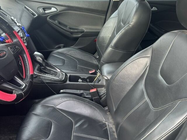 Серый Форд Фокус, объемом двигателя 2 л и пробегом 90 тыс. км за 9500 $, фото 9 на Automoto.ua