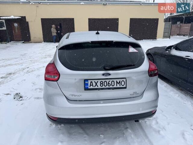 Сірий Форд Фокус, об'ємом двигуна 2 л та пробігом 95 тис. км за 8500 $, фото 13 на Automoto.ua
