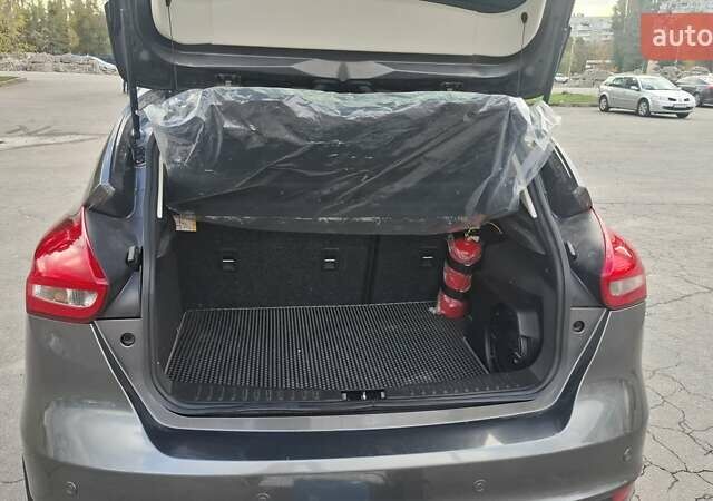 Форд Фокус 2016 в Харькове на Automoto.ua Серый Форд Фокус, объемом двигателя 2 л и пробегом 142 тыс. км за 11700 $, фото 25 на Automoto.ua