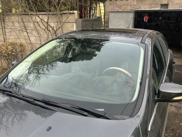 Серый Форд Фокус, объемом двигателя 2 л и пробегом 90 тыс. км за 9500 $, фото 6 на Automoto.ua