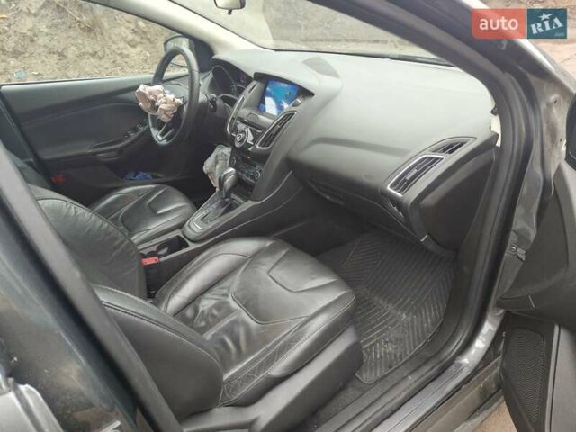 Серый Форд Фокус, объемом двигателя 2 л и пробегом 180 тыс. км за 5750 $, фото 1 на Automoto.ua