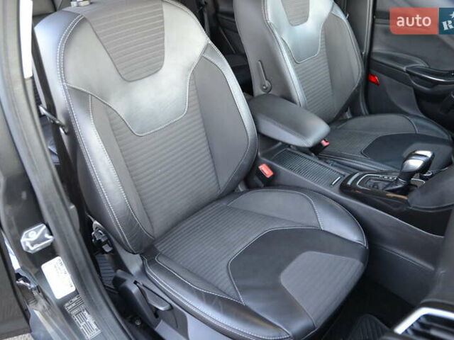 Форд Фокус 2016 в Луцке на Automoto.ua Серый Форд Фокус, объемом двигателя 0 л и пробегом 100 тыс. км за 6999 $, фото 21 на Automoto.ua