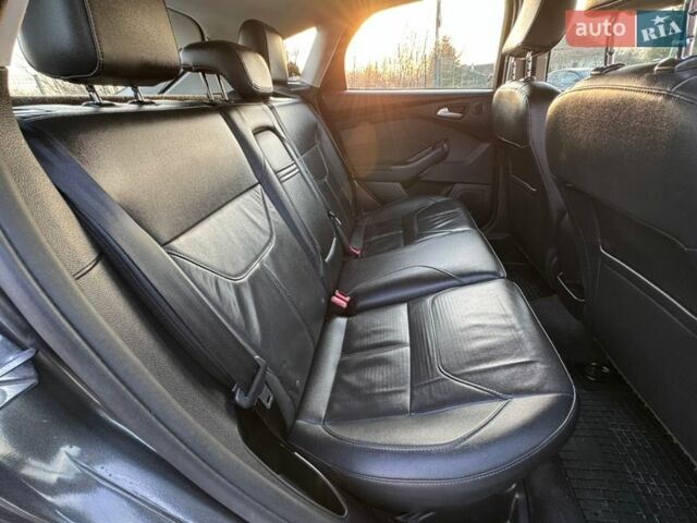 Сірий Форд Фокус, об'ємом двигуна 2 л та пробігом 98 тис. км за 8250 $, фото 62 на Automoto.ua