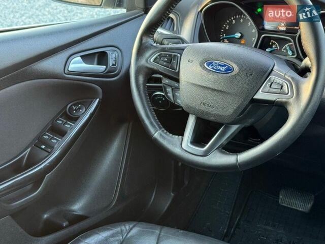 Сірий Форд Фокус, об'ємом двигуна 2 л та пробігом 98 тис. км за 8250 $, фото 66 на Automoto.ua