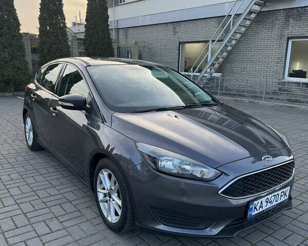 Сірий Форд Фокус, об'ємом двигуна 2.01 л та пробігом 179 тис. км за 7600 $, фото 2 на Automoto.ua