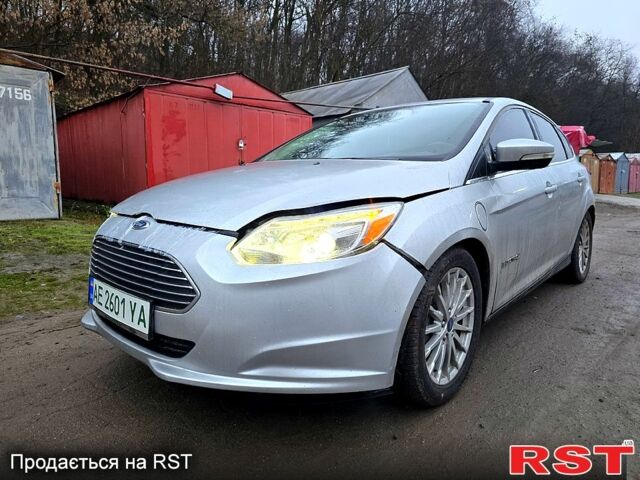 Серый Форд Фокус, объемом двигателя 0 л и пробегом 83 тыс. км за 4000 $, фото 4 на Automoto.ua