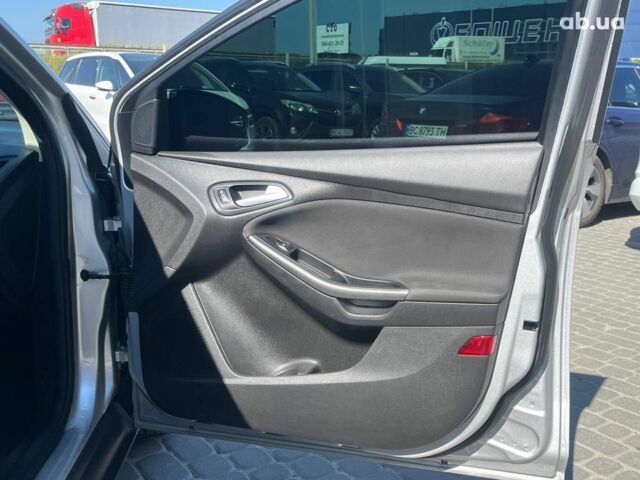 Серый Форд Фокус, объемом двигателя 2 л и пробегом 197 тыс. км за 8990 $, фото 31 на Automoto.ua