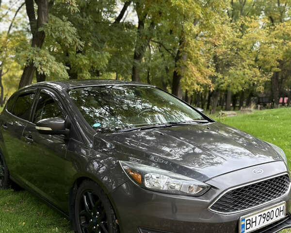 Серый Форд Фокус, объемом двигателя 2 л и пробегом 196 тыс. км за 8300 $, фото 3 на Automoto.ua