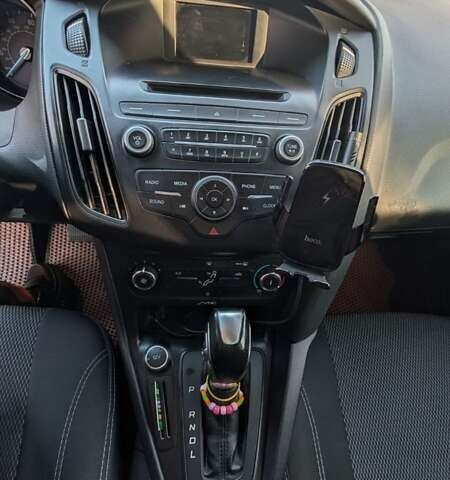 Сірий Форд Фокус, об'ємом двигуна 2 л та пробігом 167 тис. км за 7900 $, фото 14 на Automoto.ua