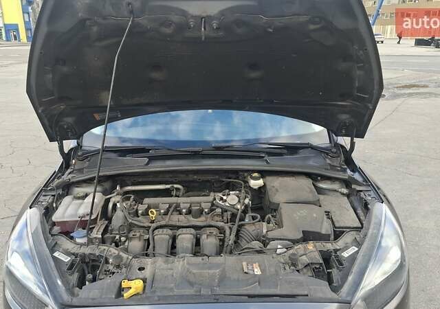 Форд Фокус 2016 в Харькове на Automoto.ua Серый Форд Фокус, объемом двигателя 2 л и пробегом 142 тыс. км за 11700 $, фото 24 на Automoto.ua