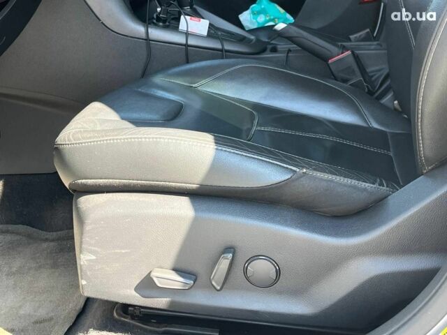 Серый Форд Фокус, объемом двигателя 2 л и пробегом 197 тыс. км за 8990 $, фото 21 на Automoto.ua