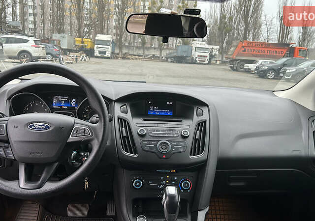 Сірий Форд Фокус, об'ємом двигуна 2 л та пробігом 163 тис. км за 8500 $, фото 8 на Automoto.ua