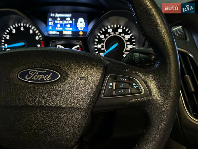 Серый Форд Фокус, объемом двигателя 2 л и пробегом 95 тыс. км за 10300 $, фото 19 на Automoto.ua