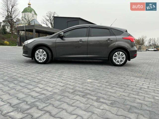 Серый Форд Фокус, объемом двигателя 1.5 л и пробегом 253 тыс. км за 9750 $, фото 1 на Automoto.ua