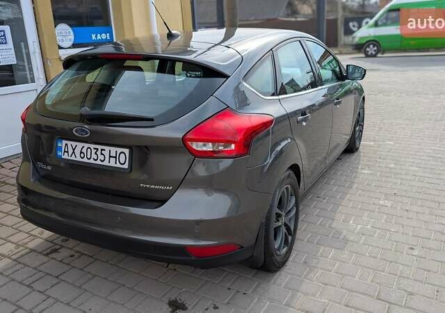 Сірий Форд Фокус, об'ємом двигуна 2 л та пробігом 106 тис. км за 10000 $, фото 7 на Automoto.ua