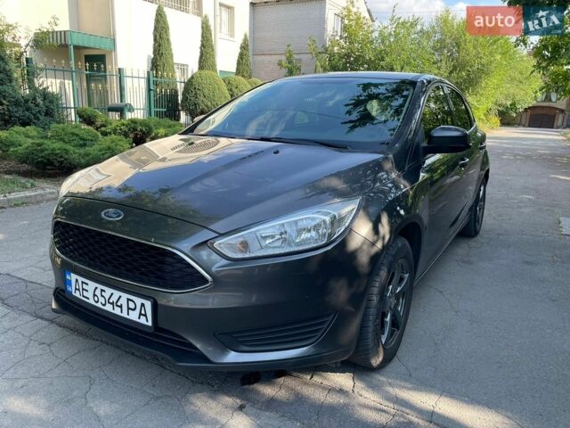 Серый Форд Фокус, объемом двигателя 1 л и пробегом 168 тыс. км за 7599 $, фото 6 на Automoto.ua