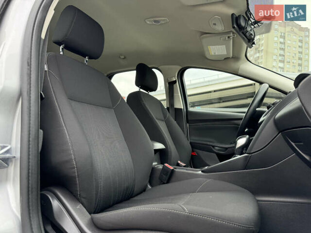 Серый Форд Фокус, объемом двигателя 2 л и пробегом 117 тыс. км за 8900 $, фото 39 на Automoto.ua