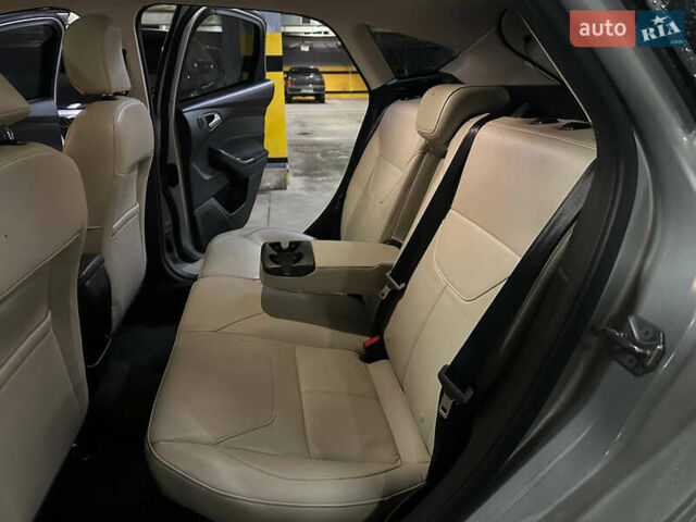 Серый Форд Фокус, объемом двигателя 2 л и пробегом 95 тыс. км за 10300 $, фото 33 на Automoto.ua