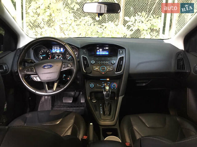 Сірий Форд Фокус, об'ємом двигуна 2 л та пробігом 140 тис. км за 10500 $, фото 9 на Automoto.ua