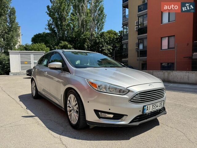 Сірий Форд Фокус, об'ємом двигуна 2 л та пробігом 210 тис. км за 9500 $, фото 1 на Automoto.ua
