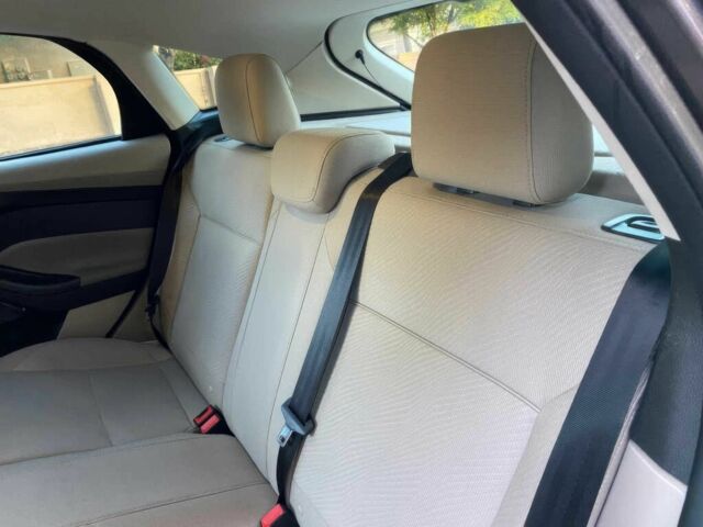 Серый Форд Фокус, объемом двигателя 0 л и пробегом 77 тыс. км за 2500 $, фото 13 на Automoto.ua