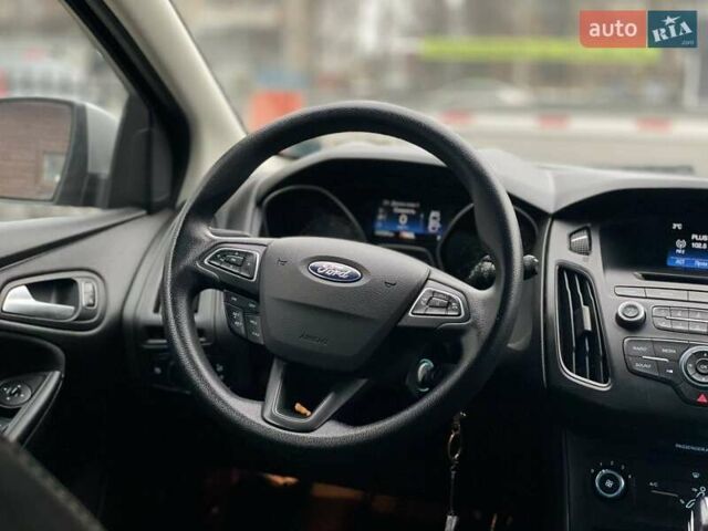 Серый Форд Фокус, объемом двигателя 2 л и пробегом 147 тыс. км за 8999 $, фото 13 на Automoto.ua