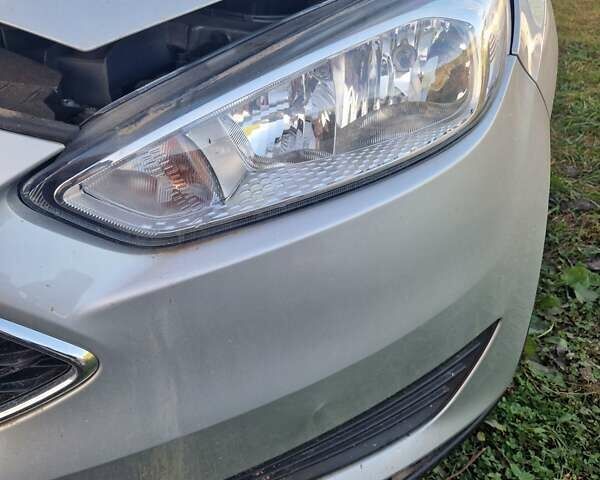 Серый Форд Фокус, объемом двигателя 1 л и пробегом 23 тыс. км за 2900 $, фото 3 на Automoto.ua