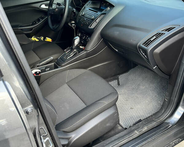 Серый Форд Фокус, объемом двигателя 2 л и пробегом 112 тыс. км за 8999 $, фото 27 на Automoto.ua