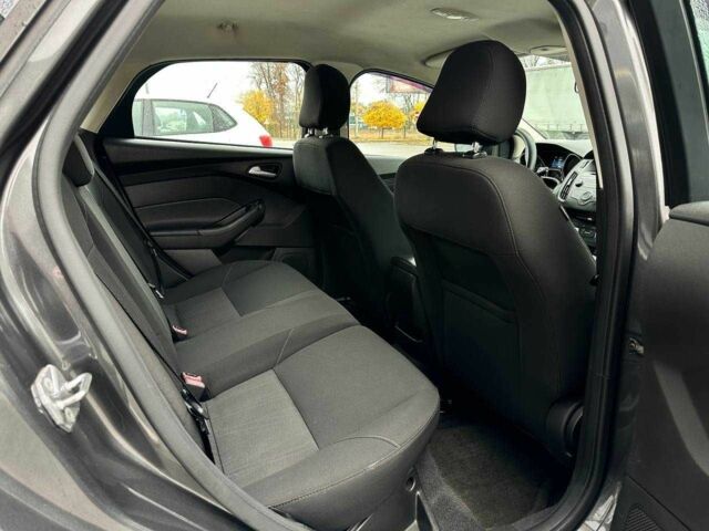 Серый Форд Фокус, объемом двигателя 2 л и пробегом 264 тыс. км за 8500 $, фото 14 на Automoto.ua