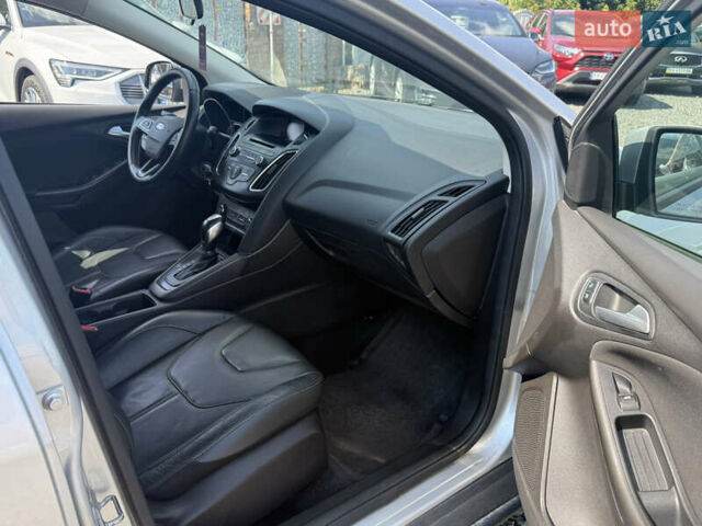 Форд Фокус 2016 в Хмельницком на Automoto.ua Серый Форд Фокус, объемом двигателя 2 л и пробегом 213 тыс. км за 9500 $, фото 5 на Automoto.ua