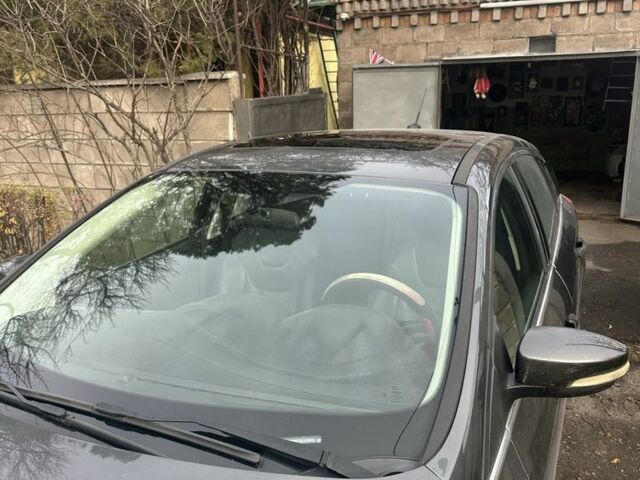 Серый Форд Фокус, объемом двигателя 2 л и пробегом 90 тыс. км за 9500 $, фото 7 на Automoto.ua