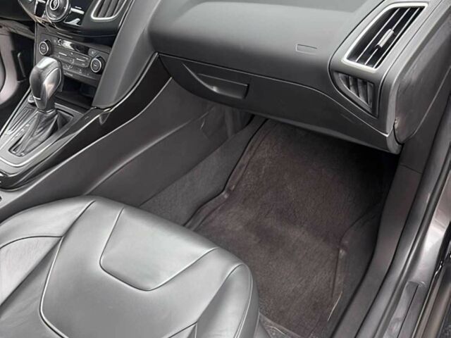 Серый Форд Фокус, объемом двигателя 2 л и пробегом 80 тыс. км за 7600 $, фото 8 на Automoto.ua