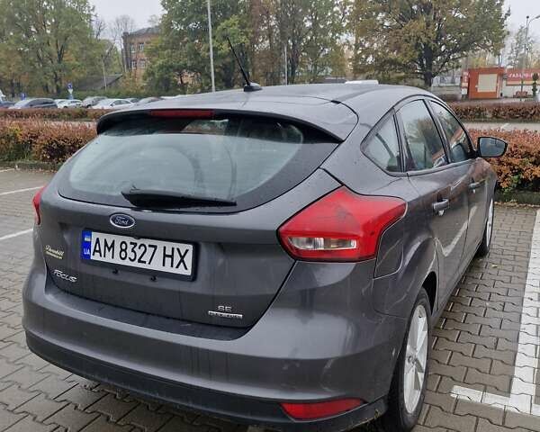 Серый Форд Фокус, объемом двигателя 1.9 л и пробегом 188 тыс. км за 8100 $, фото 1 на Automoto.ua