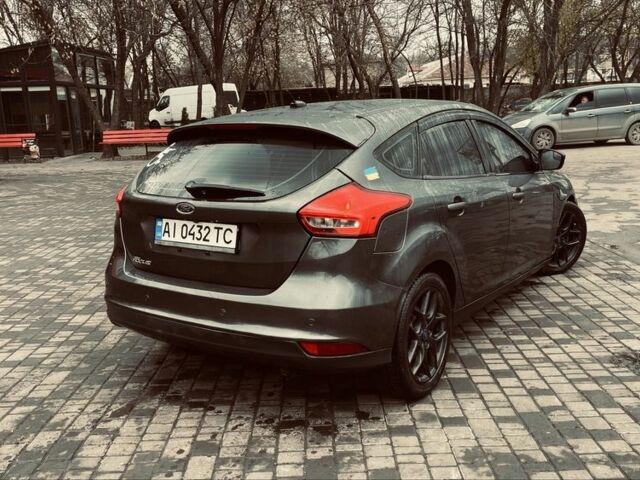 Серый Форд Фокус, объемом двигателя 2 л и пробегом 260 тыс. км за 7500 $, фото 6 на Automoto.ua